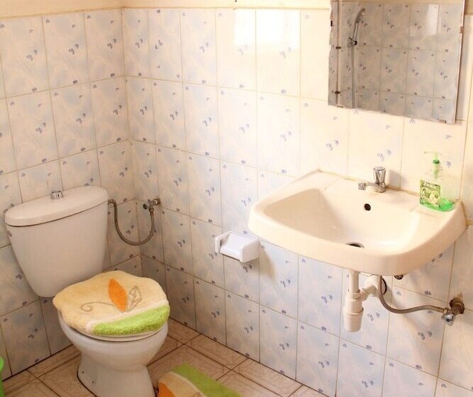 هتل Joy Guesthouse