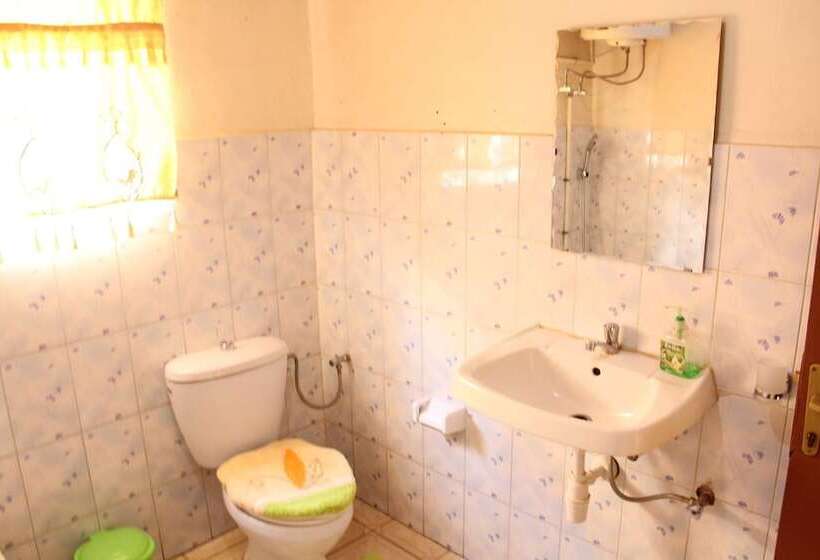 هتل Joy Guesthouse