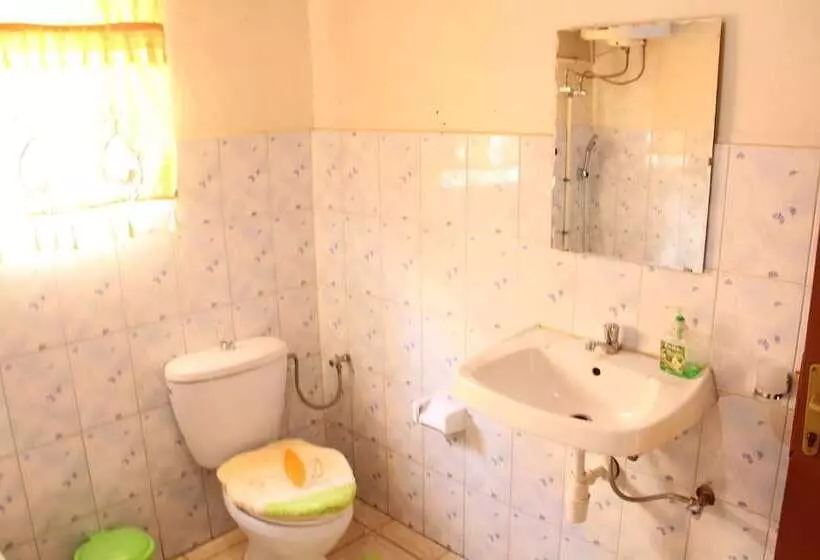 هتل Joy Guesthouse