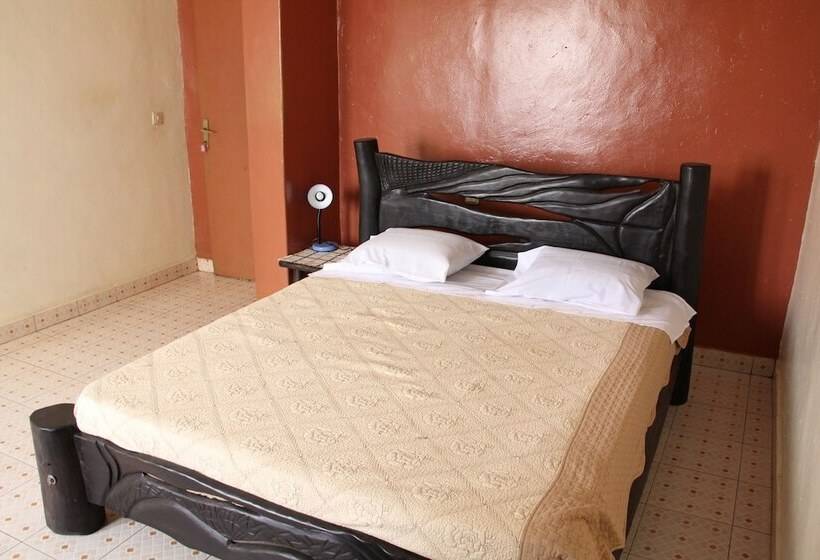 هتل Joy Guesthouse