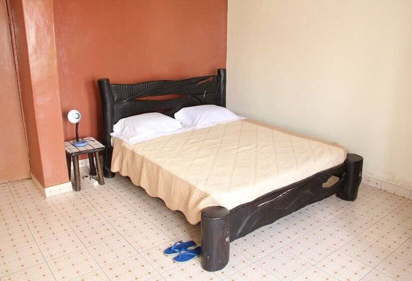 هتل Joy Guesthouse