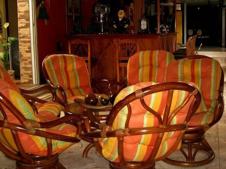 هتل Real Altamira