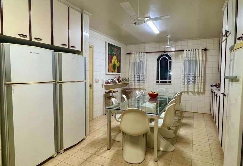 هتل The Helvetia Polo Villa