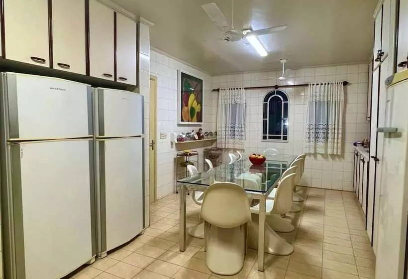 هتل The Helvetia Polo Villa