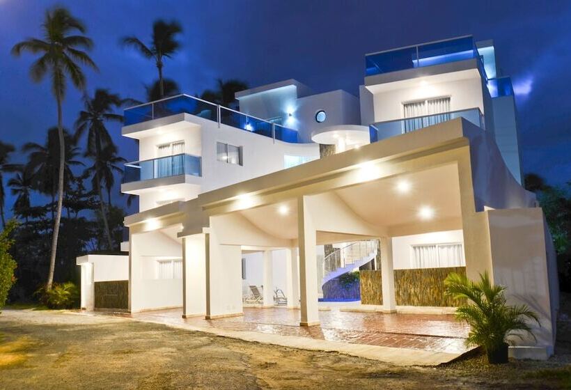 هتل The Sanctuary At Los Corales