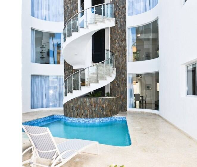 هتل The Sanctuary At Los Corales