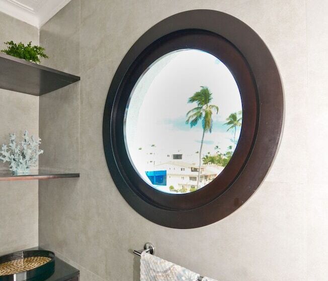 هتل The Sanctuary At Los Corales