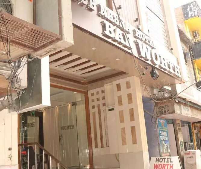 ホテル Worth Paharganj