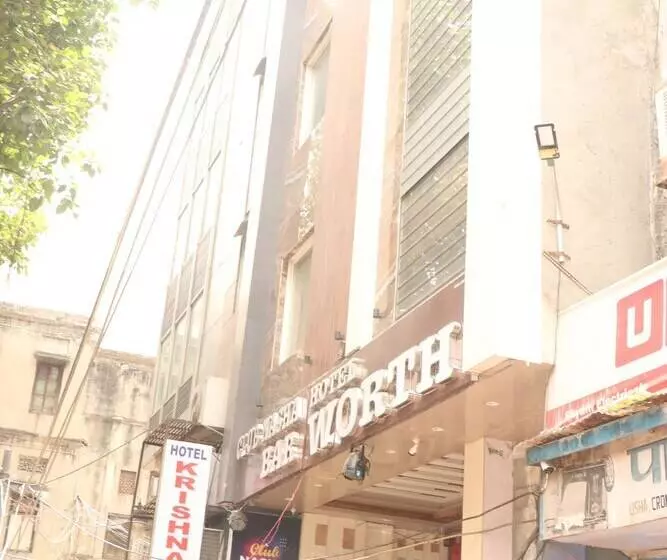 ホテル Worth Paharganj