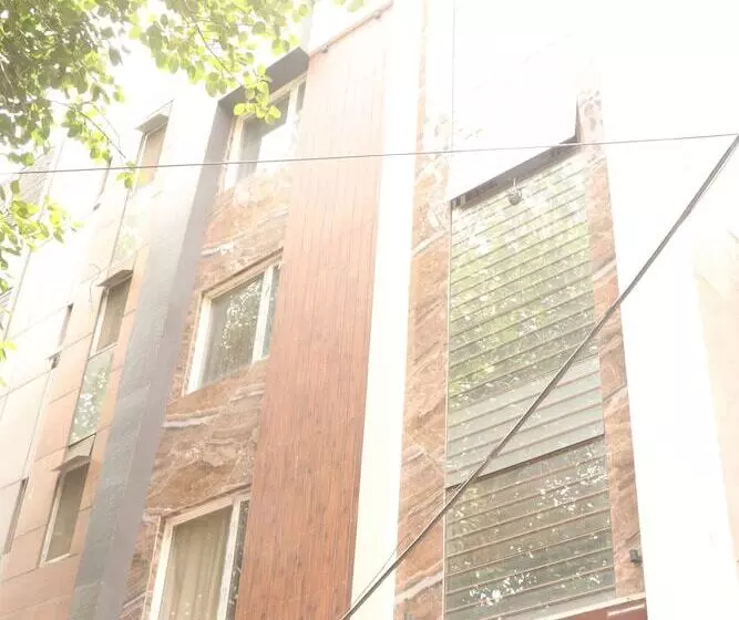 ホテル Worth Paharganj