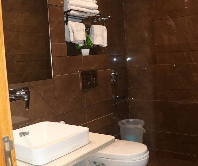 فندق Worth Paharganj