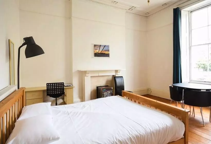 Majatalo Westbourne Place Townhouse   By Clifton Short Lets