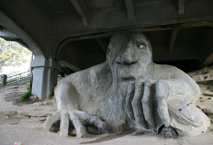 Seattle Glamping Zen Den