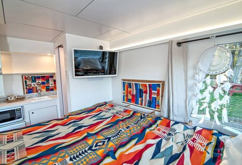 Seattle Glamping Zen Den