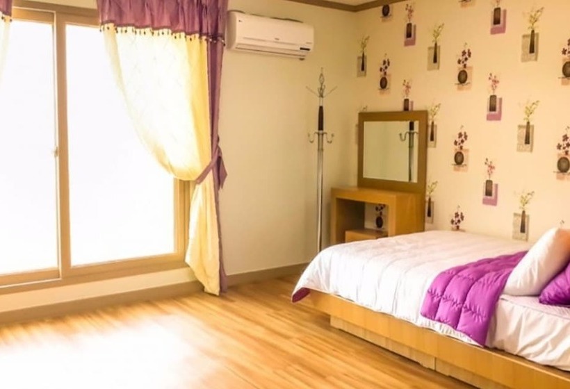 Seokmodo Neulhaerang Pension