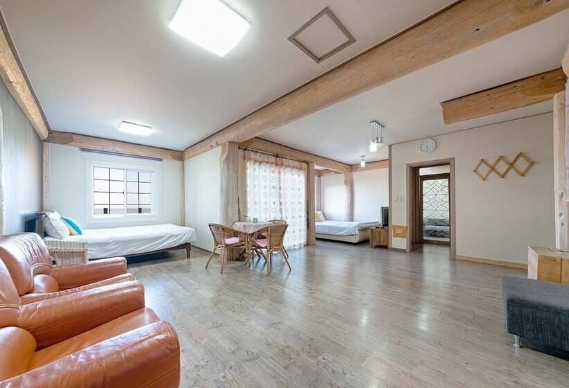 Ganghwa Izba Pension