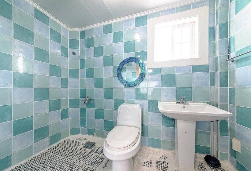 Ganghwa Izba Pension