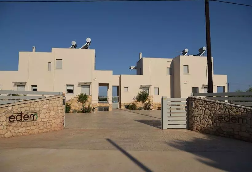 ホテル Edem Suites