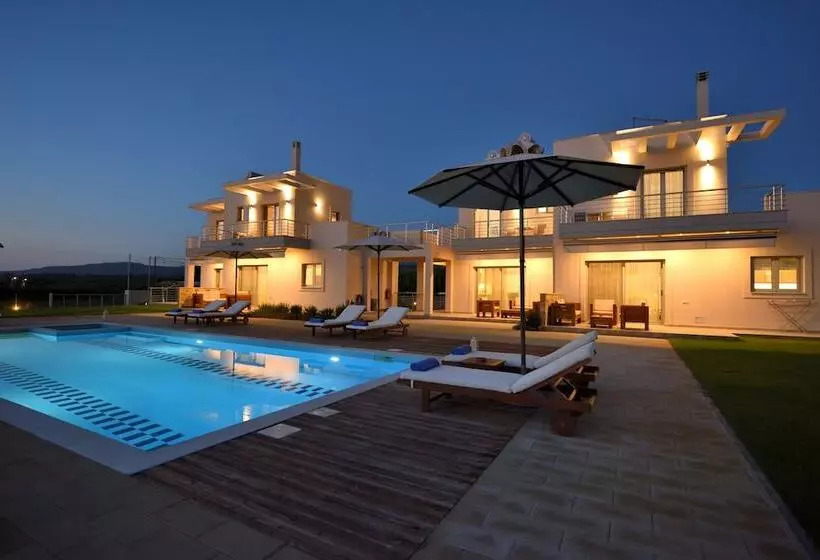 ホテル Edem Suites