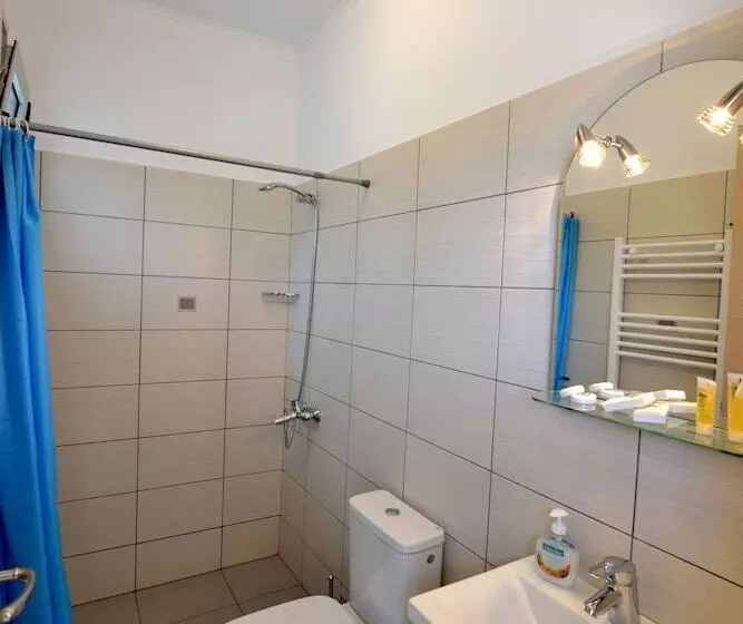 ホテル Edem Suites