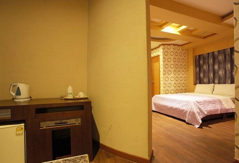 Motel Daejeon Munchang Concert