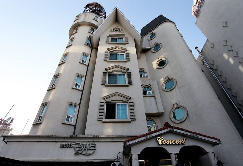 Motel Daejeon Munchang Concert