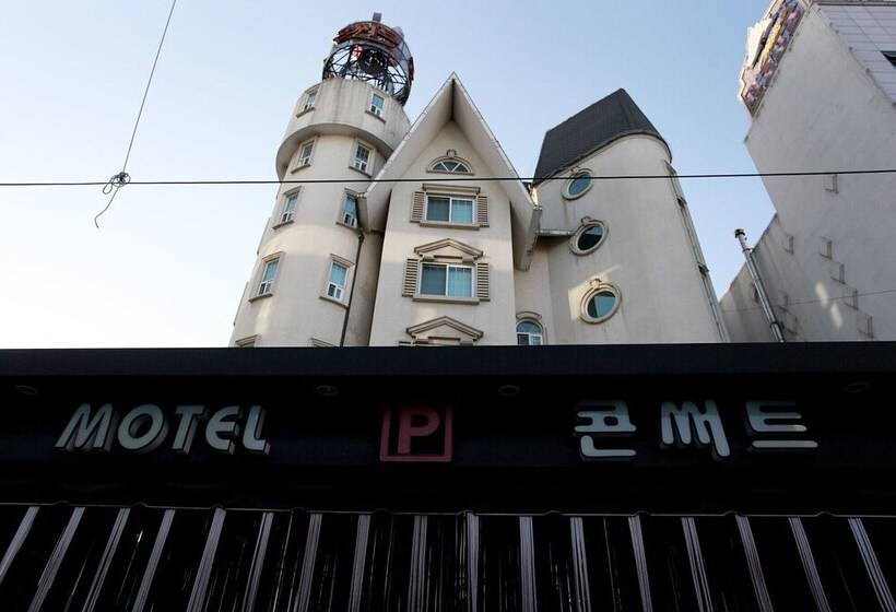 Motel Daejeon Munchang Concert