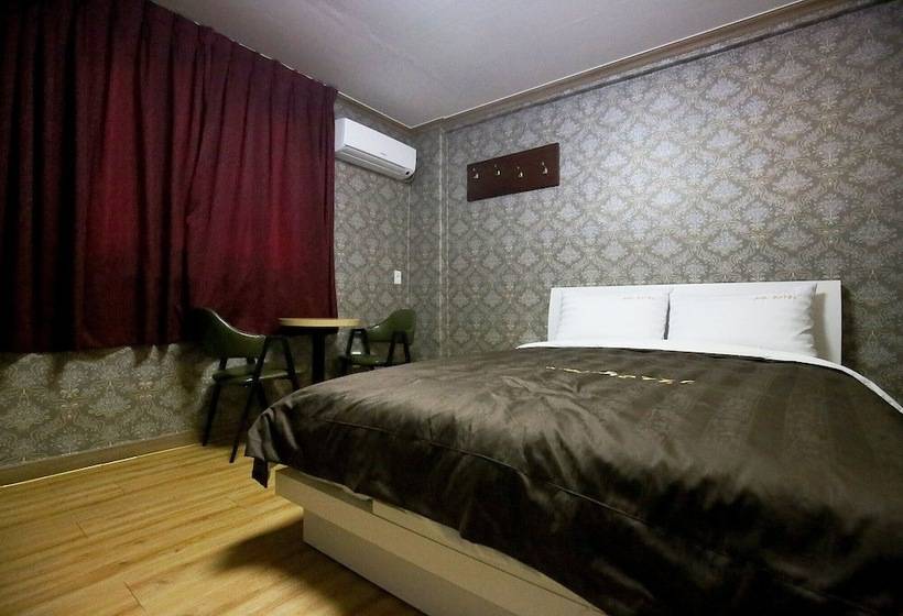 Motel Daejeon Yongjeon Mami