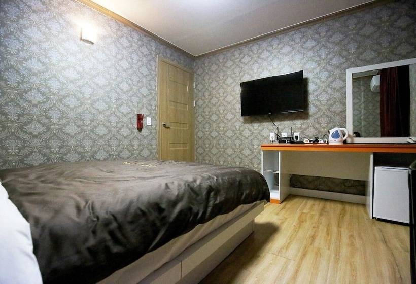 Motel Daejeon Yongjeon Mami