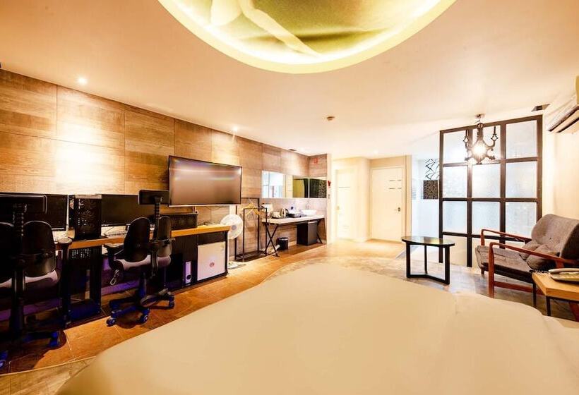 Motel Daejeon Yongjeon I