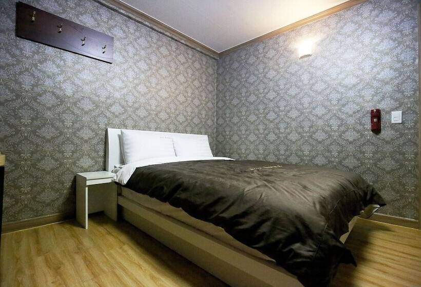 Motel Daejeon Yongjeon Mami