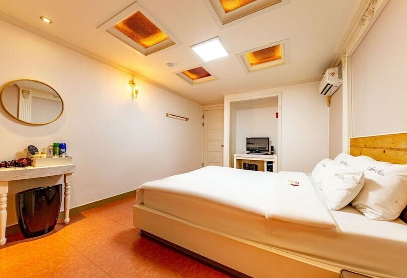 مُتل Gwangju Sangmu Q