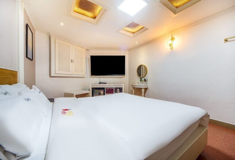 مُتل Gwangju Sangmu Q