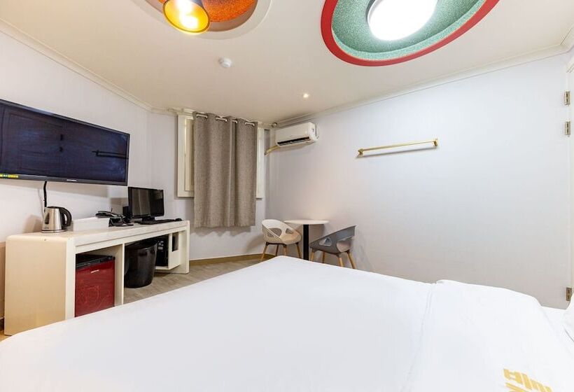 مُتل Gwangju Sangmu Q