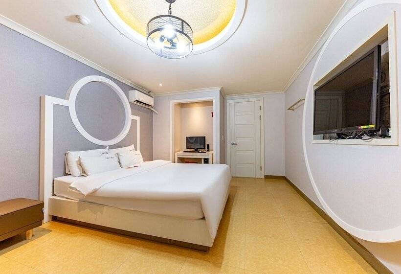 مُتل Gwangju Sangmu Q