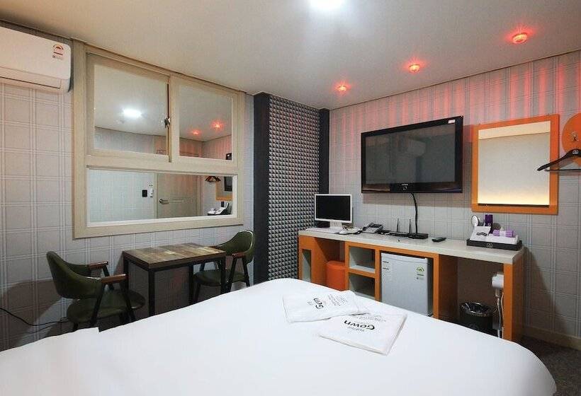 مُتل Gwangju Songjeong Station Spede