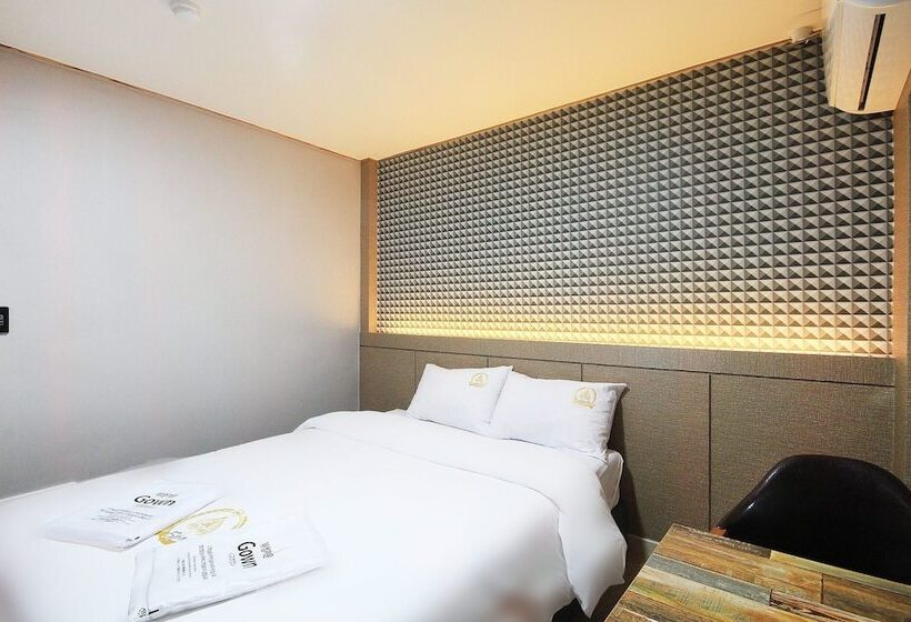 مُتل Gwangju Songjeong Station Spede