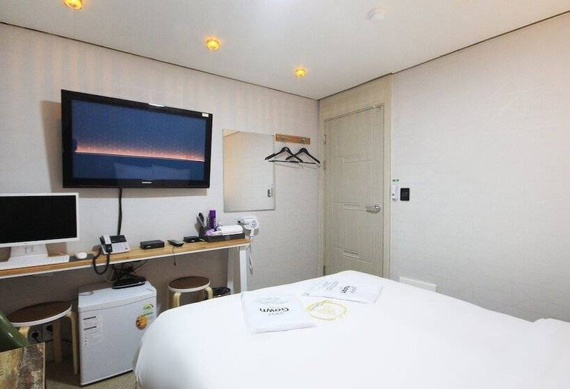 مُتل Gwangju Songjeong Station Spede