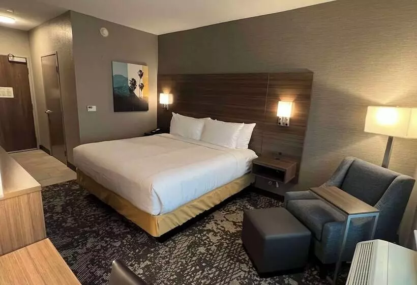 هتل Best Western San Bernardino