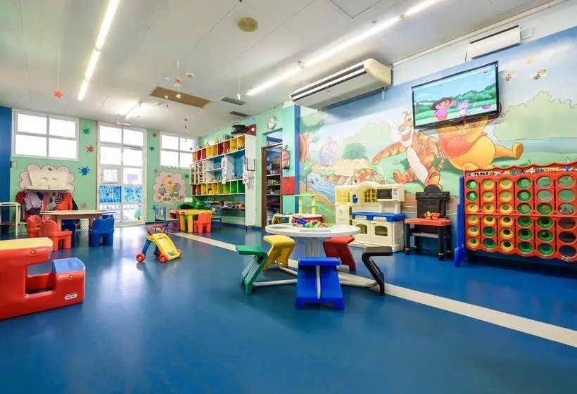 ホテル Estival Park Almaris