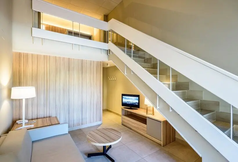 ホテル Estival Park Almaris