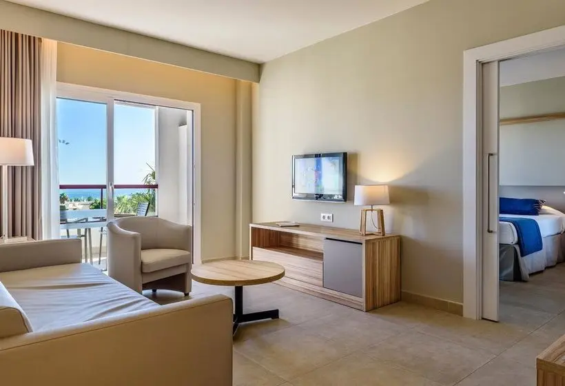 ホテル Estival Park Almaris