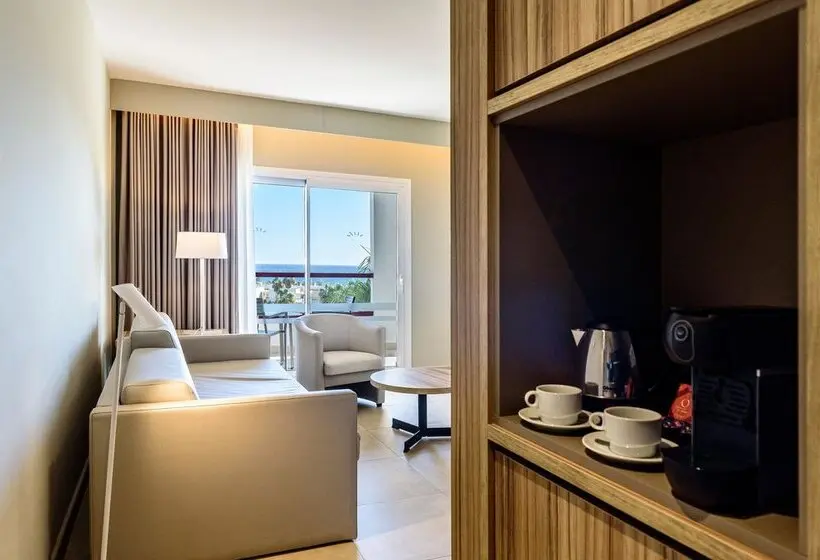 ホテル Estival Park Almaris