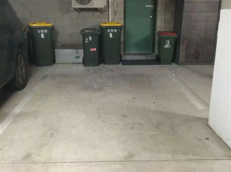 Australian Home Away @ Box Hill 21