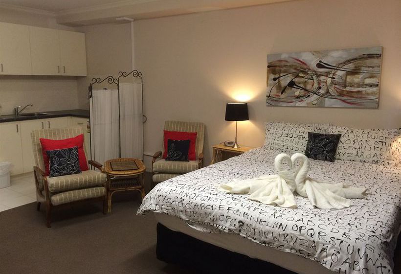 Australian Home Away @ Box Hill 21