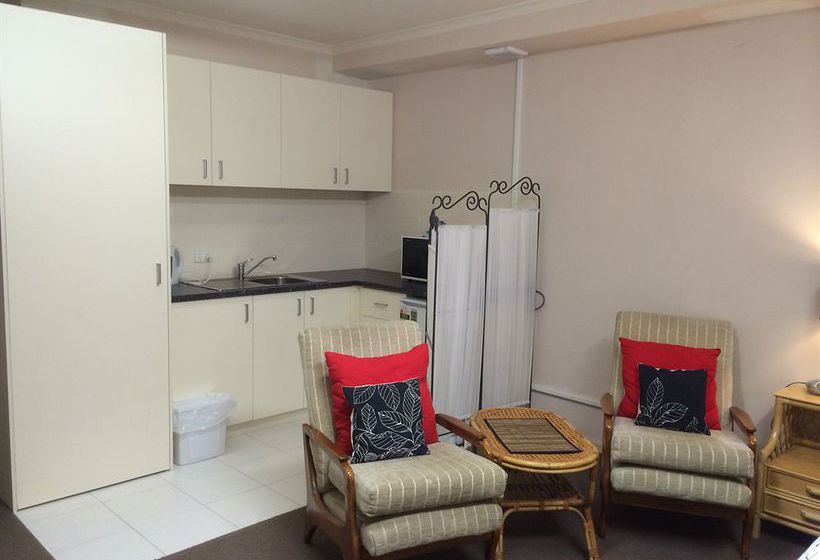 Australian Home Away @ Box Hill 21