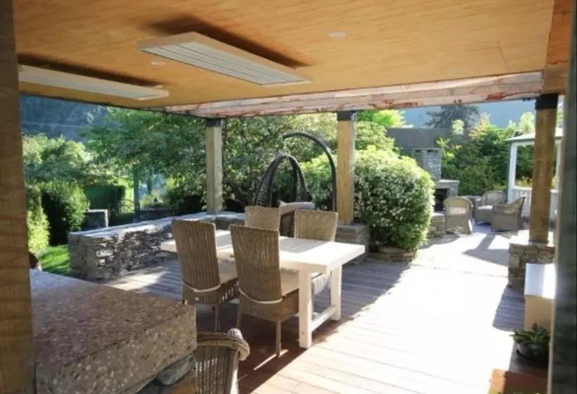 Bed and Breakfast Arrowtown Lodge