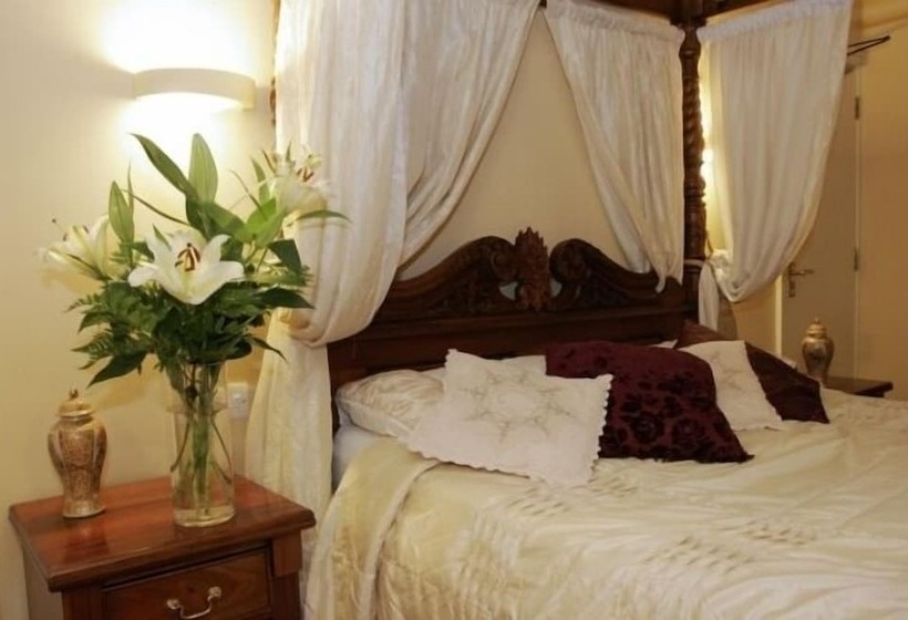 مبيت وإفطار The Bull Inn