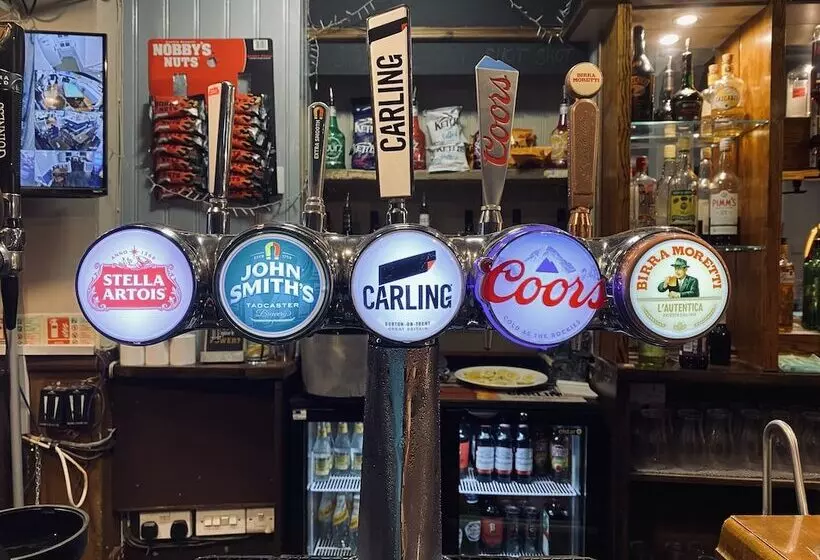 Отель Blue Bell