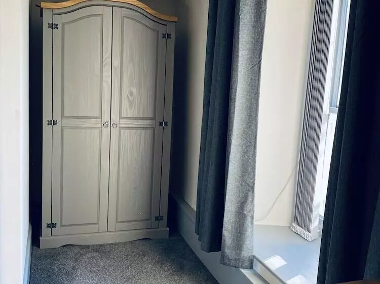 Отель Blue Bell